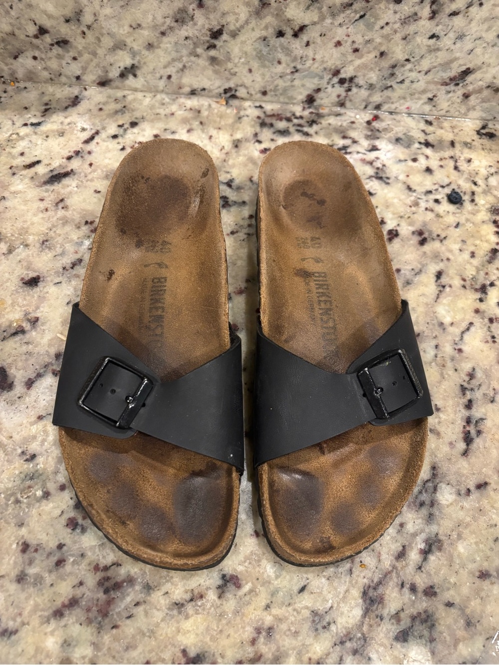 Birkenstock Madrid Big Buckle Sandals Womens Size 9 EU 40 Black Nubuck Slides